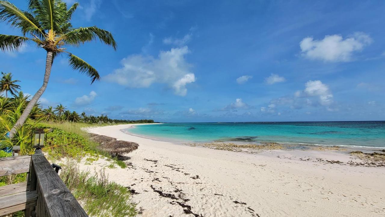 Aparthotel Pineapple Fields Governor's Harbour Esterno foto