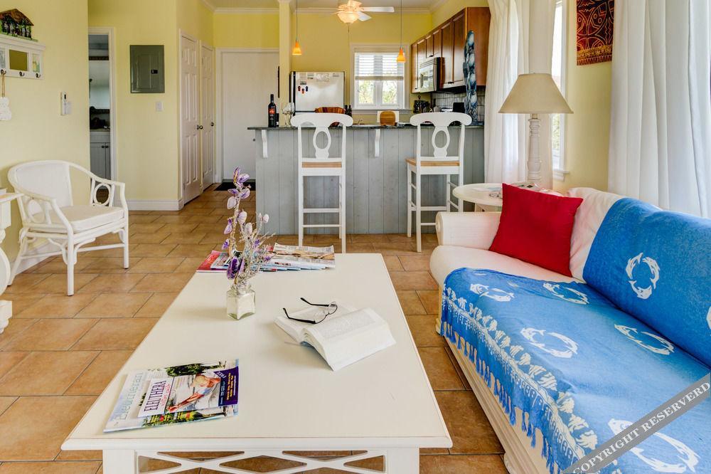 Aparthotel Pineapple Fields Governor's Harbour Esterno foto
