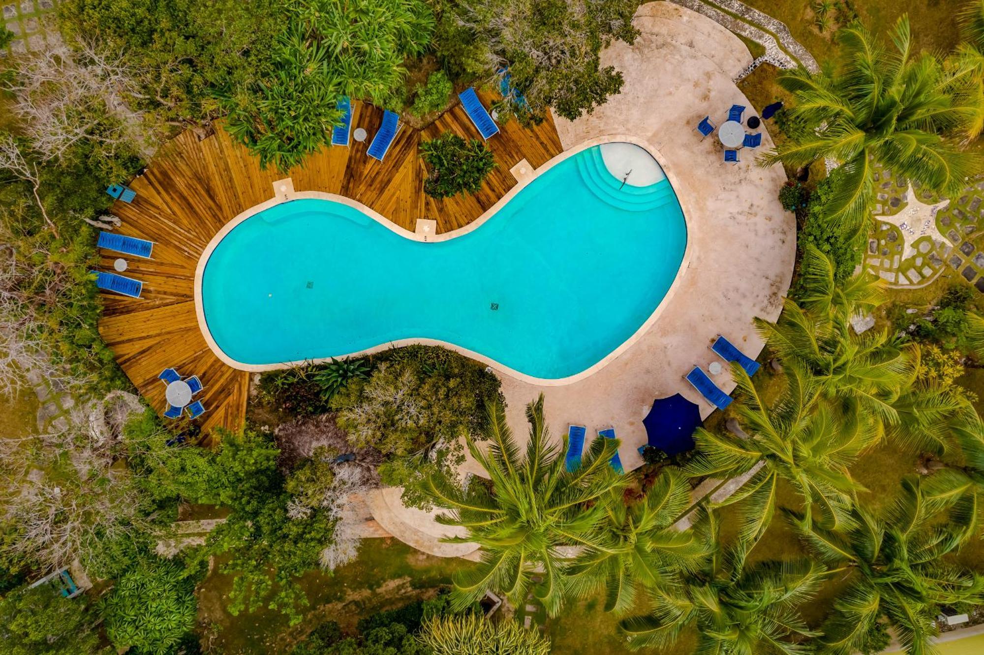 Aparthotel Pineapple Fields Governor's Harbour Esterno foto
