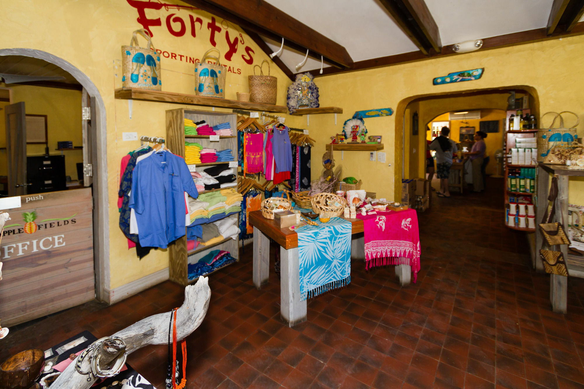 Aparthotel Pineapple Fields Governor's Harbour Esterno foto